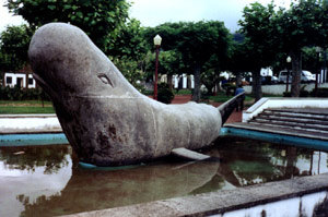 Sperm monument, Azores